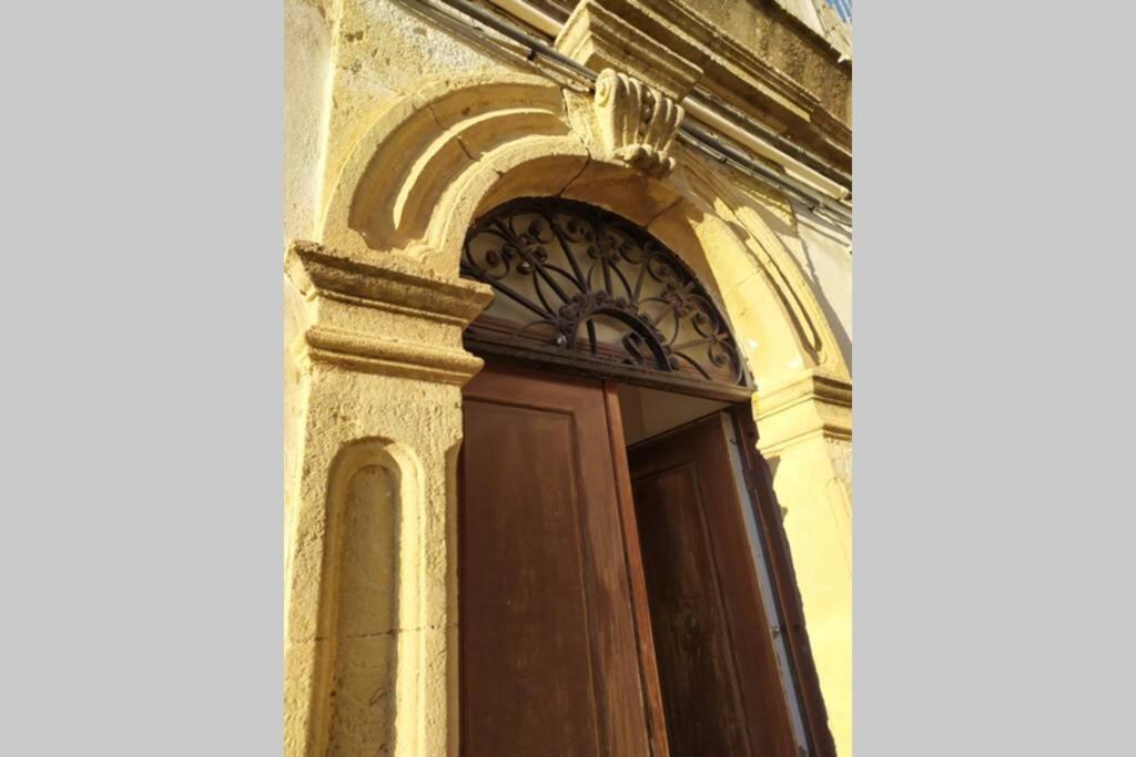 Casa Ad Assoro, Al Centro Della Sicilia Vila Exterior foto